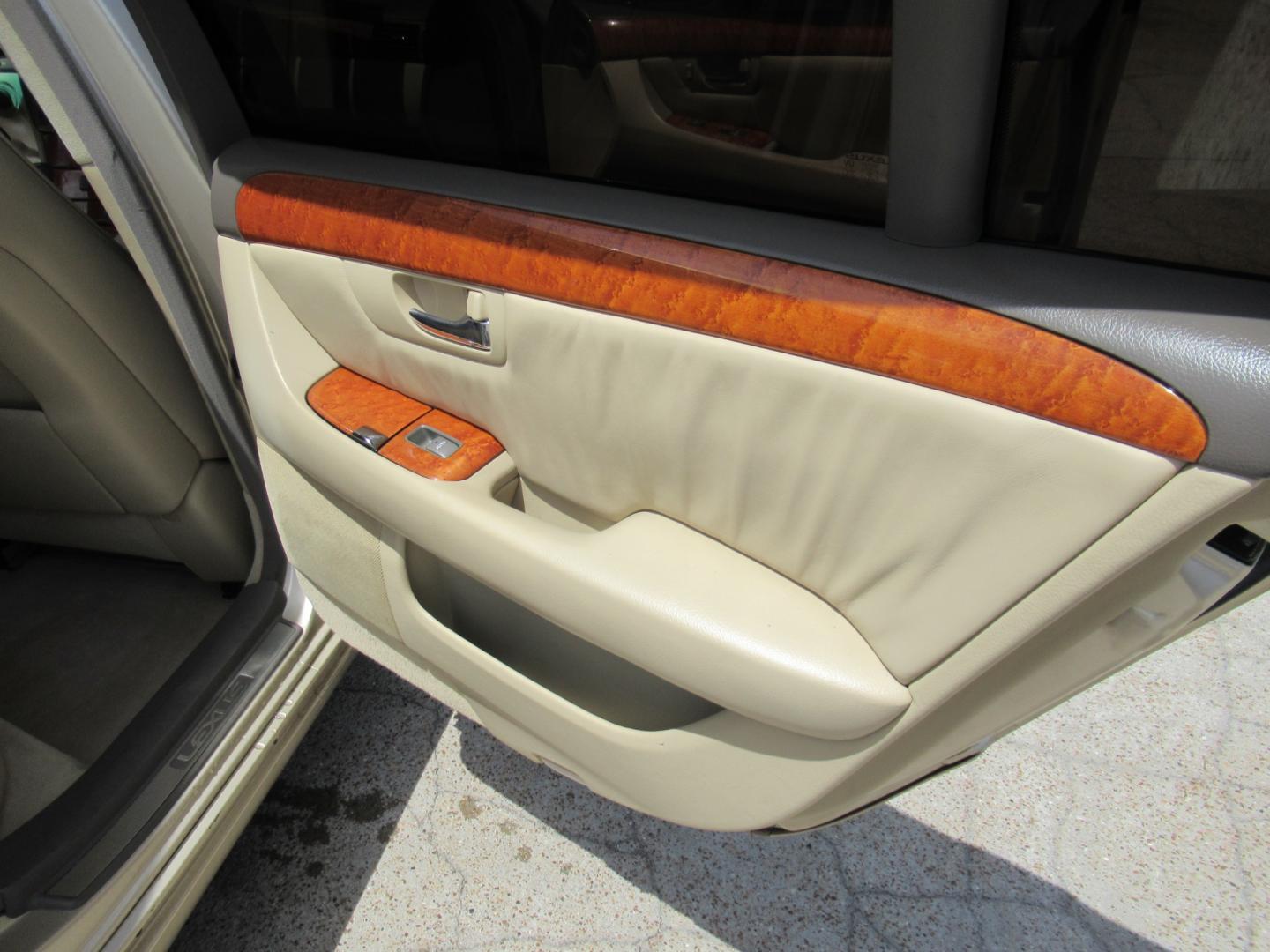 2004 /Tan Lexus LS 430 LS 430 (JTHBN36F740) with an 4.3L V8 F DOHC 32V engine, Automatic transmission, located at 1511 North Shepherd Dr., Houston, TX, 77008, (281) 657-1221, 29.798361, -95.412560 - 2004 LEXUS LS 430 VIN: JTHBN36F740150621 J T H B N 3 6 F 7 4 0 1 5 0 6 2 1 SEDAN 4 DR 4.3L V8 F DOHC 32V GASOLINE REAR WHEEL DRIVE - Photo#9